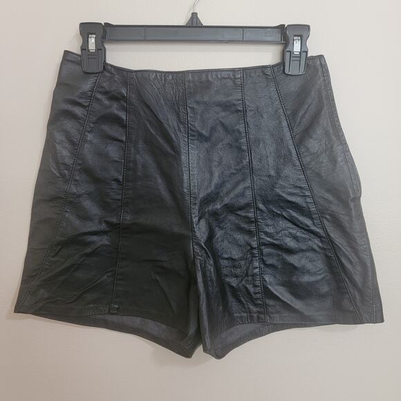 Vintage Pants - Vintage Firenze Black 100% Genuine Leather Shorts Size 8
